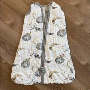 Over the Moon Organic Beekeeper Wearable Baby Blanket - 1.5 TOG - Medium